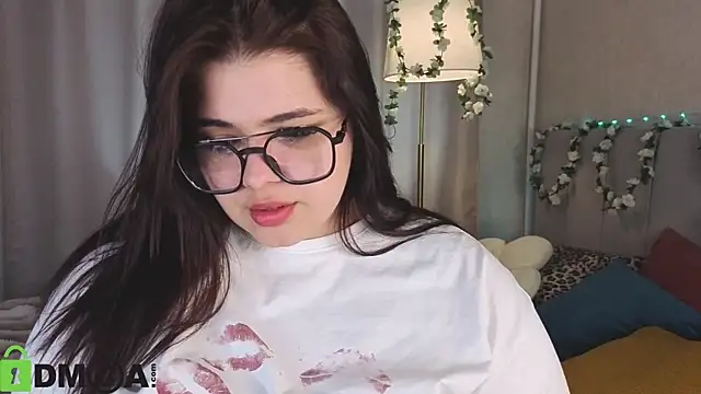 Annet Nel1son online show from May 20, 2026, 2:07 am