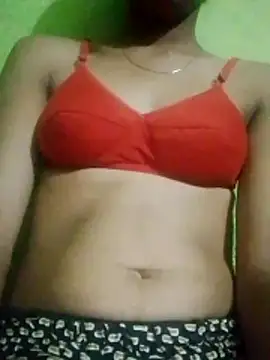 wifedesi7050 online show from May 22, 2026, 5:40 pm