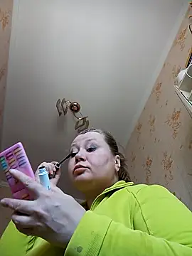 KiraStanton online show from February 22, 2026, 9:41 am