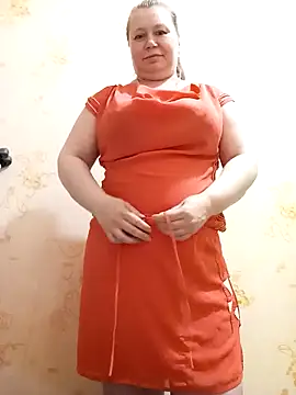 KiraStanton online show from May 13, 2026, 1:03 am
