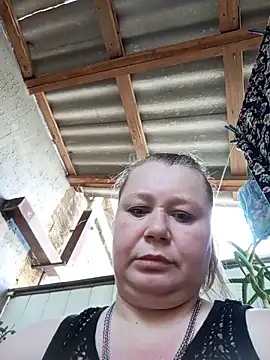 KiraStanton online show from June 20, 2026, 1:14 pm