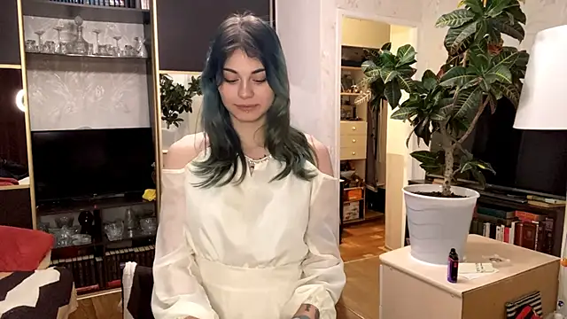 Emmibrilson online show from February 20, 2026, 2:17 pm