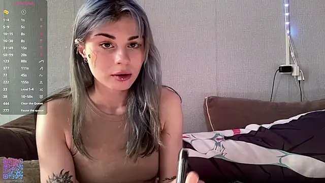 Emmibrilson online show from May 27, 2026, 1:08 pm