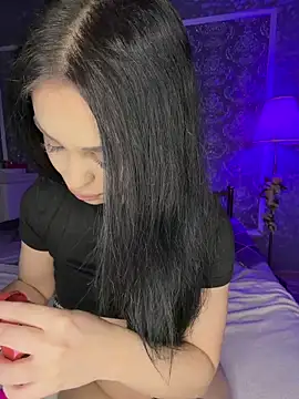 Olivia Noor online show from March 29, 2026, 2:11 am