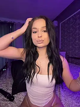 Olivia Noor online show from May 17, 2026, 4:58 pm