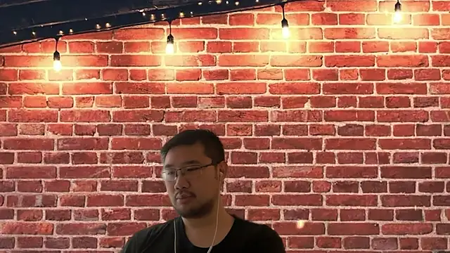 Snapshot of jasonryu2025 chatting on March 5, 2026, 8:43 am jasonryu2025 online show from March 5, 2026, 8:43 am