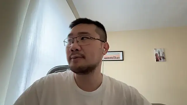 Snapshot of jasonryu2025 chatting on April 5, 2026, 10:56 am jasonryu2025 online show from April 5, 2026, 10:56 am