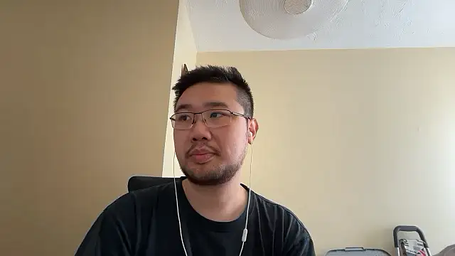 Snapshot of jasonryu2025 chatting on May 9, 2026, 10:09 am jasonryu2025 online show from May 9, 2026, 10:09 am