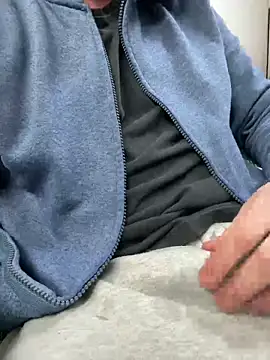 Gigiofruma online show from February 20, 2026, 11:43 am