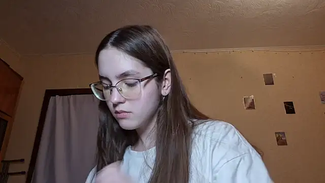 Katelemon online show from March 2, 2026, 3:08 pm