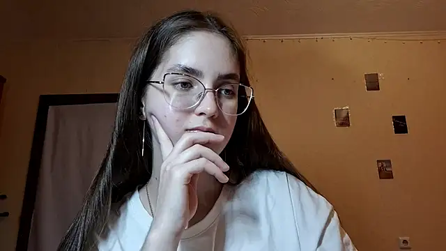 Snapshot of Katelemon chatting on May 1, 2026, 3:27 pm Katelemon online show from May 1, 2026, 3:27 pm