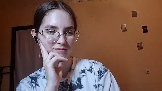 Snapshot of Katelemon chatting on May 20, 2026, 2:34 pm Katelemon online show from May 20, 2026, 2:34 pm