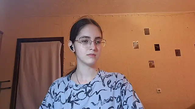 Katelemon online show from June 30, 2026, 9:32 am