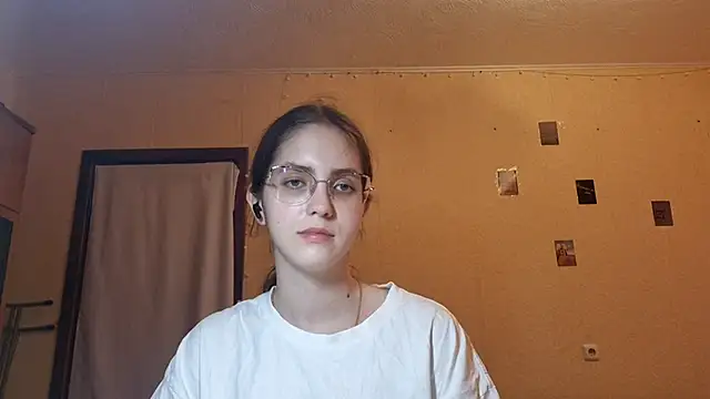 Katelemon online show from July 1, 2026, 2:40 pm