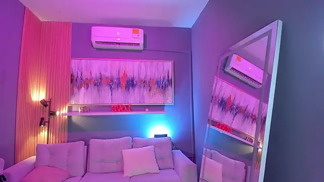 Snapshot of janinne_lu chatting on March 26, 2026, 11:05 am janinne lu online show from March 26, 2026, 11:05 am