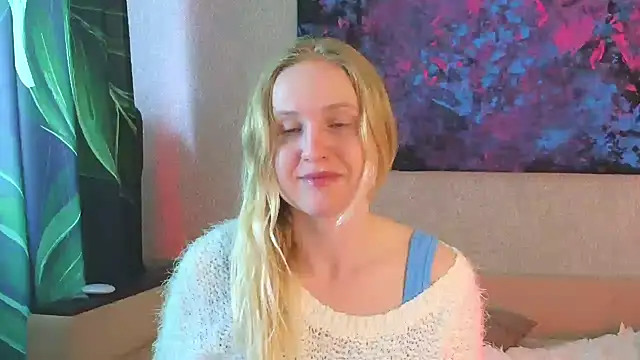 Lanavi Smile online show from June 17, 2026, 6:16 am