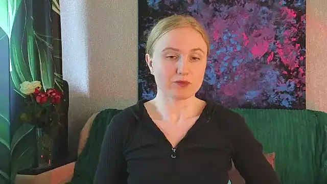 Lanavi Smile online show from July 10, 2026, 6:28 am