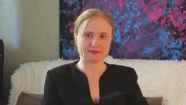 Lanavi Smile online show from July 14, 2026, 6:18 am