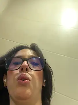 susi chimm online show from May 4, 2026, 4:03 pm