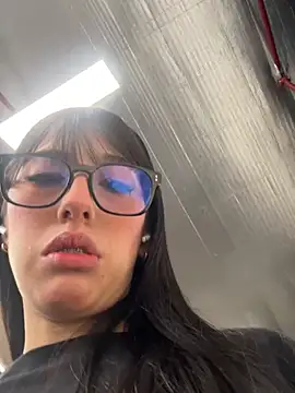susi chimm online show from May 19, 2026, 1:28 pm
