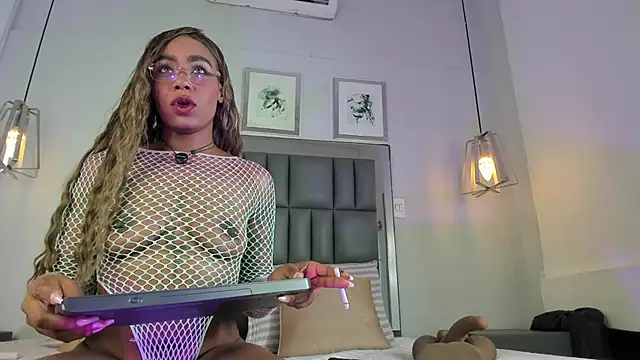 Kataleya west online show from May 22, 2026, 8:58 pm