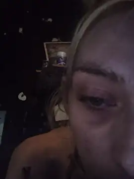 blonde bunny977 online show from July 22, 2026, 9:23 am