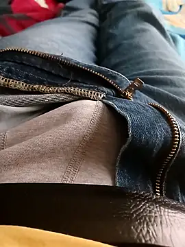 Snapshot of machine2880 chatting on March 2, 2026, 3:19 pm machine2880 online show from March 2, 2026, 3:19 pm