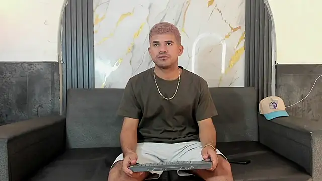 Latins on fire online show from May 30, 2026, 1:41 pm
