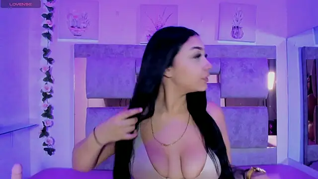 Snapshot of Iris_Black chatting on March 12, 2026, 1:28 pm Iris Black online show from March 12, 2026, 1:28 pm