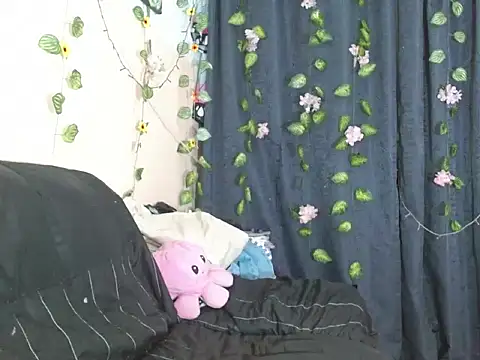 powderblu69 online show from March 27, 2026, 9:25 pm