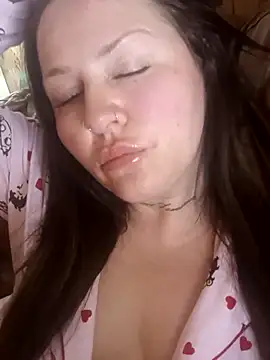 Kandi-kiss online show from May 20, 2026, 9:54 pm