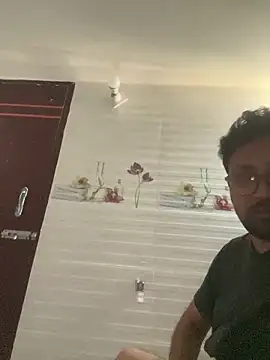 SteamyWave37 online show from February 21, 2026, 7:53 am