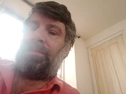 Snapshot of stud2512 chatting on March 5, 2026, 10:55 am stud2512 online show from March 5, 2026, 10:55 am