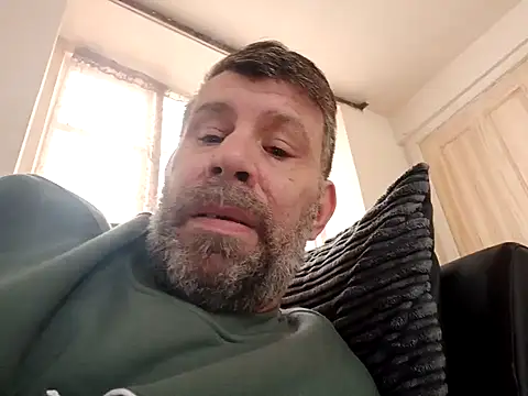 Snapshot of stud2512 chatting on March 6, 2026, 12:56 pm stud2512 online show from March 6, 2026, 12:56 pm