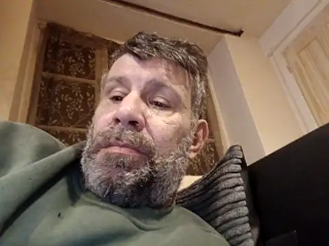 Snapshot of stud2512 chatting on March 20, 2026, 8:14 pm stud2512 online show from March 20, 2026, 8:14 pm