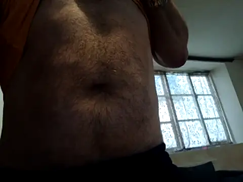 Snapshot of stud2512 chatting on April 3, 2026, 3:21 pm stud2512 online show from April 3, 2026, 3:21 pm