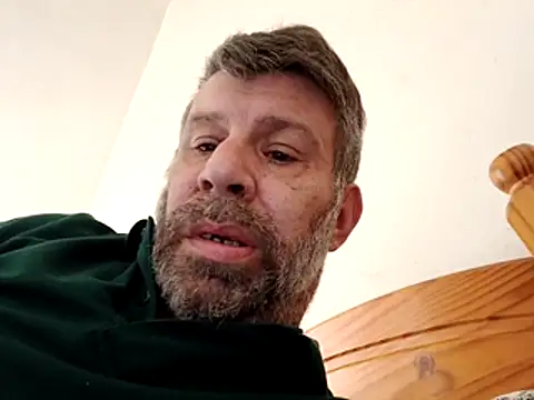 Snapshot of stud2512 chatting on April 12, 2026, 9:03 am stud2512 online show from April 12, 2026, 9:03 am