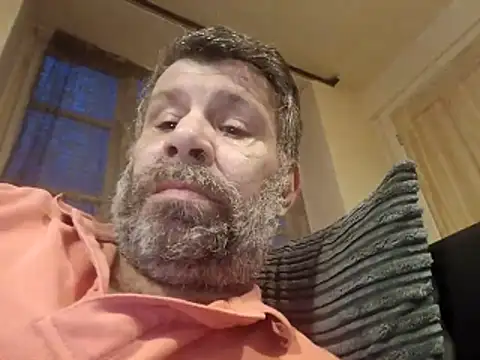 Snapshot of stud2512 chatting on April 19, 2026, 7:16 pm stud2512 online show from April 19, 2026, 7:16 pm