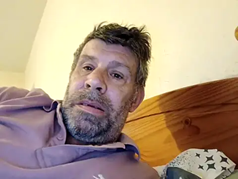 Snapshot of stud2512 chatting on April 26, 2026, 6:27 pm stud2512 online show from April 26, 2026, 6:27 pm