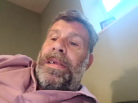 Snapshot of stud2512 chatting on May 28, 2026, 7:00 pm stud2512 online show from May 28, 2026, 7:00 pm