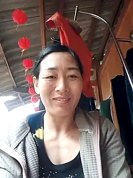 lris-Beauty77 online show from February 21, 2026, 2:45 am