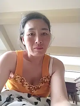 lris-Beauty77 online show from March 6, 2026, 7:16 am