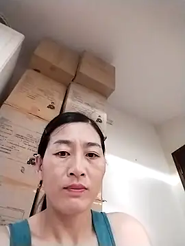 lris-Beauty77 online show from April 26, 2026, 9:56 pm