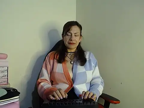 ivonnahills online show from February 26, 2026, 11:37 pm