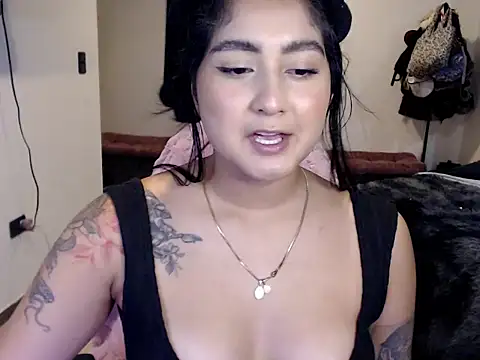 Snapshot of zakura_ania chatting on February 24, 2026, 1:03 am zakura ania online show from February 24, 2026, 1:03 am