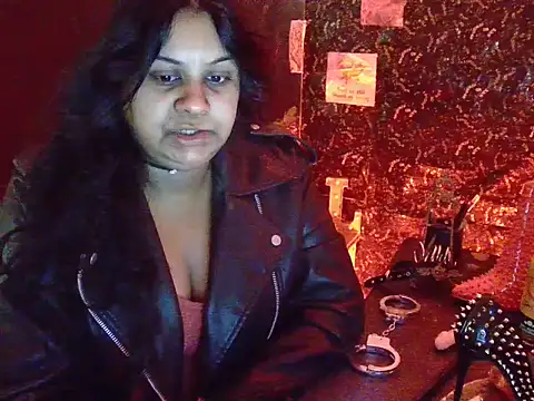 Snapshot of MistressMileenaMiami chatting on August 2, 2026, 3:10 pm MistressMileenaMiami online show from August 2, 2026, 3:10 pm