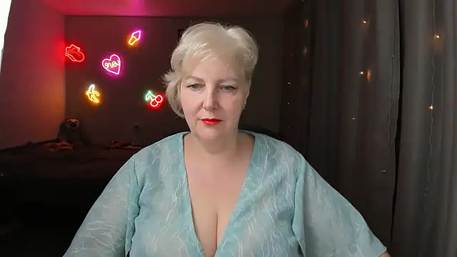 Mary-Leee online show from June 1, 2026, 4:41 pm
