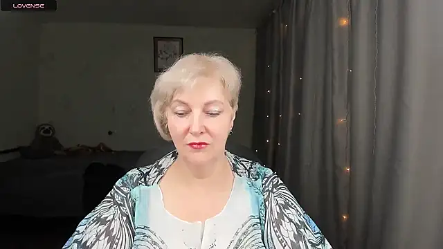 Mary-Leee online show from June 17, 2026, 6:05 am