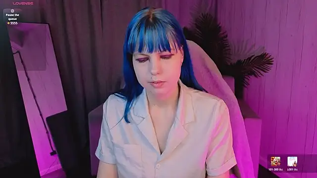 SofiaSterns online show from June 19, 2026, 1:32 am