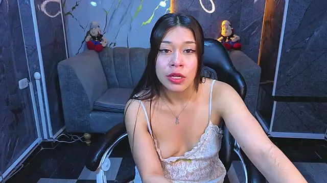 Snapshot of Genesis_b_ chatting on May 27, 2026, 8:06 pm Genesis b online show from May 27, 2026, 8:06 pm